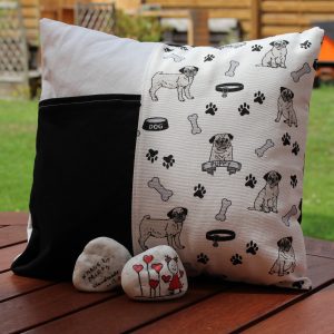 Kissen 30×30 cm mit Einsteckfach Hund