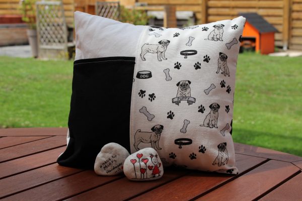 Kissen 30×30 cm mit Einsteckfach Hund
